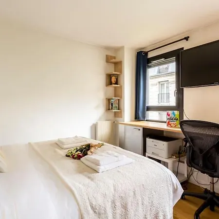 Charming 4p In * Paris